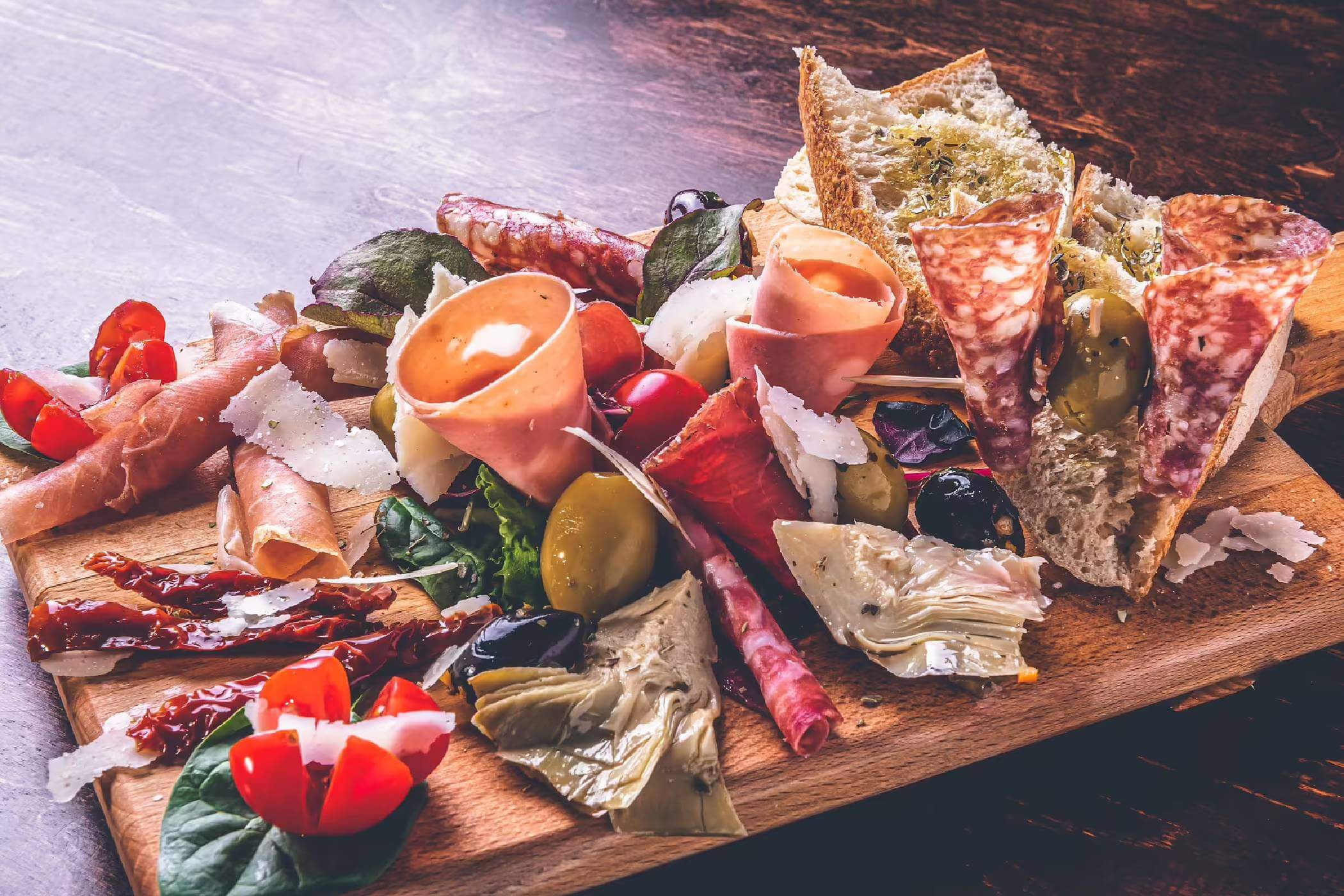 Italian Antipasto Platter Ideas For MeatEaters, Vegetarians And Vegans